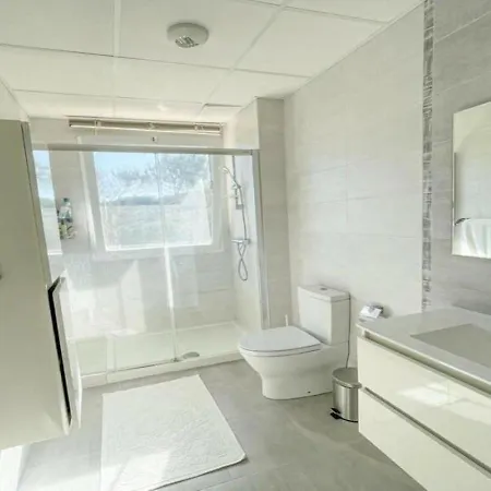 Modern - Luxury *