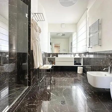 Modern - Luxury *